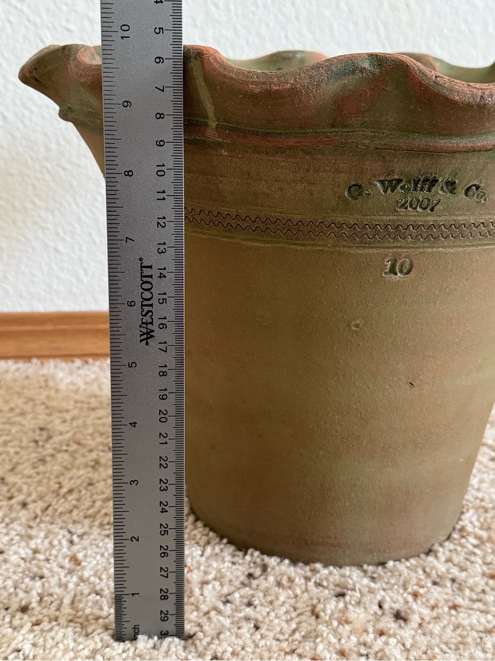 G. Wolff & Co. 2007 #10 Ruffled Edge Planter Flower Pot - Picture 9 of 11